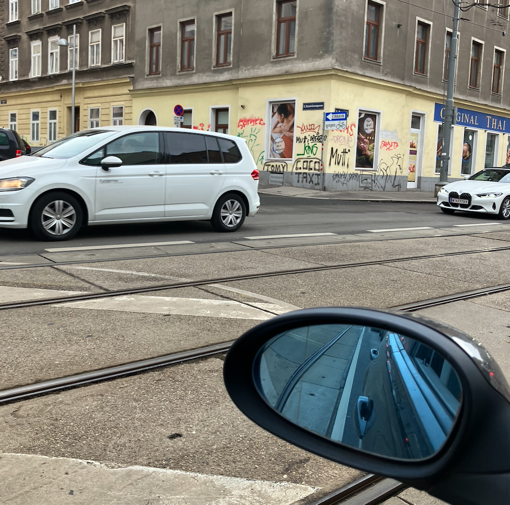 COCO Taxi am Rennweg